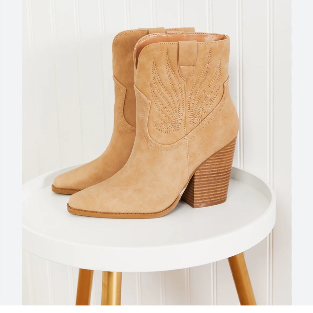 Qupid Lasso My Heart Cowboy Booties